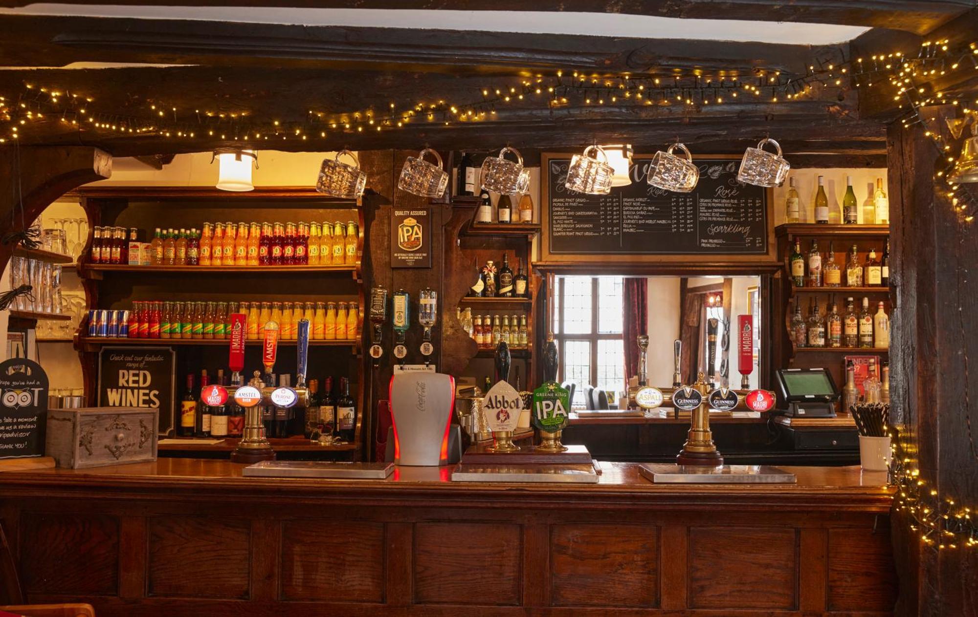 Bull Hotel By Greene King Inns لونغ ميلفورد المظهر الخارجي الصورة