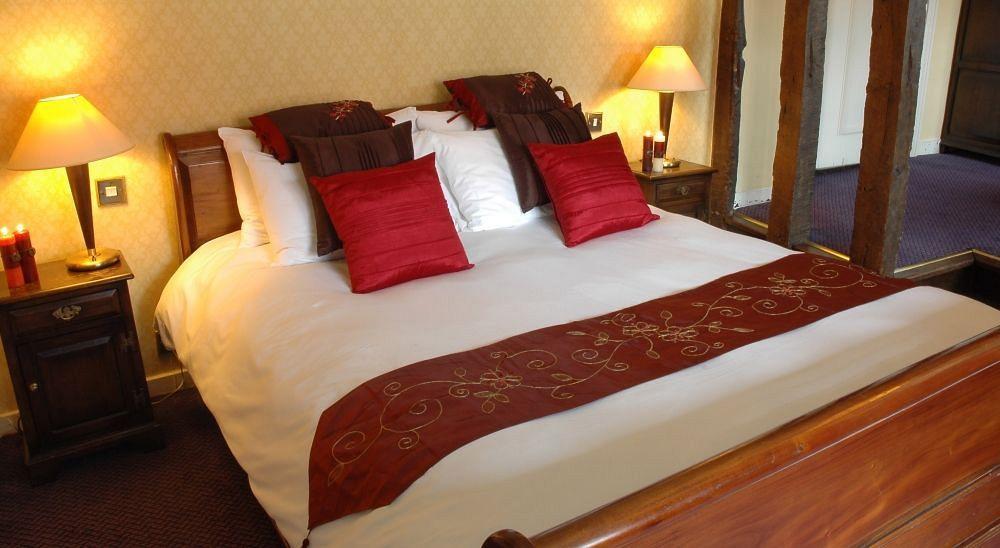 Bull Hotel By Greene King Inns لونغ ميلفورد المظهر الخارجي الصورة